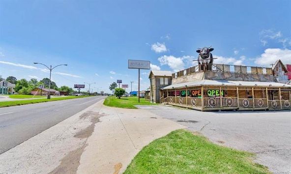219 S 32nd St, Muskogee, OK 74401